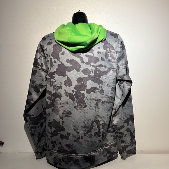 Under armour hoody - Picture 2 of 2